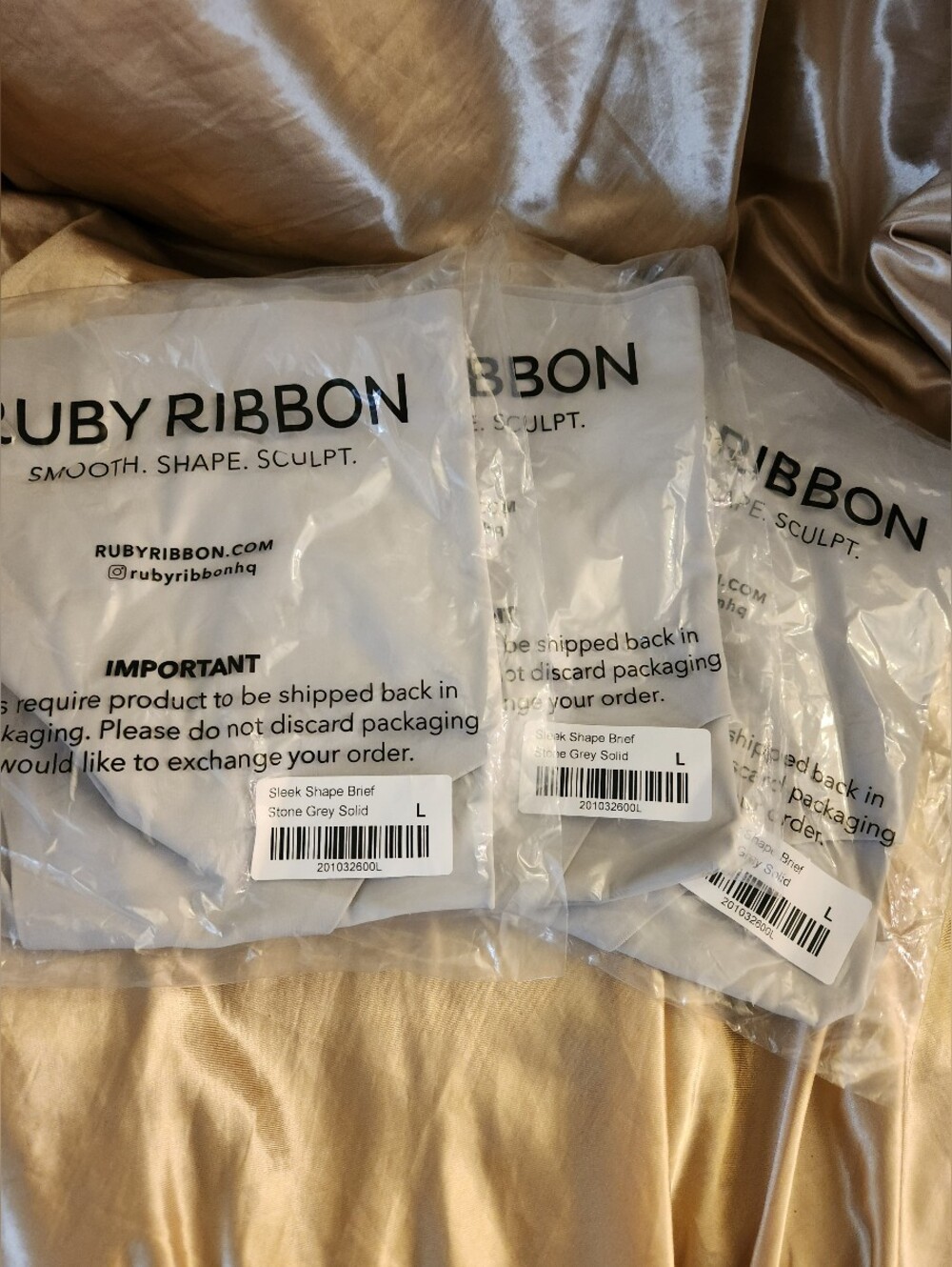 🆕️ 3 Pair Ruby Ribbon Sleek Shape Brief Size L